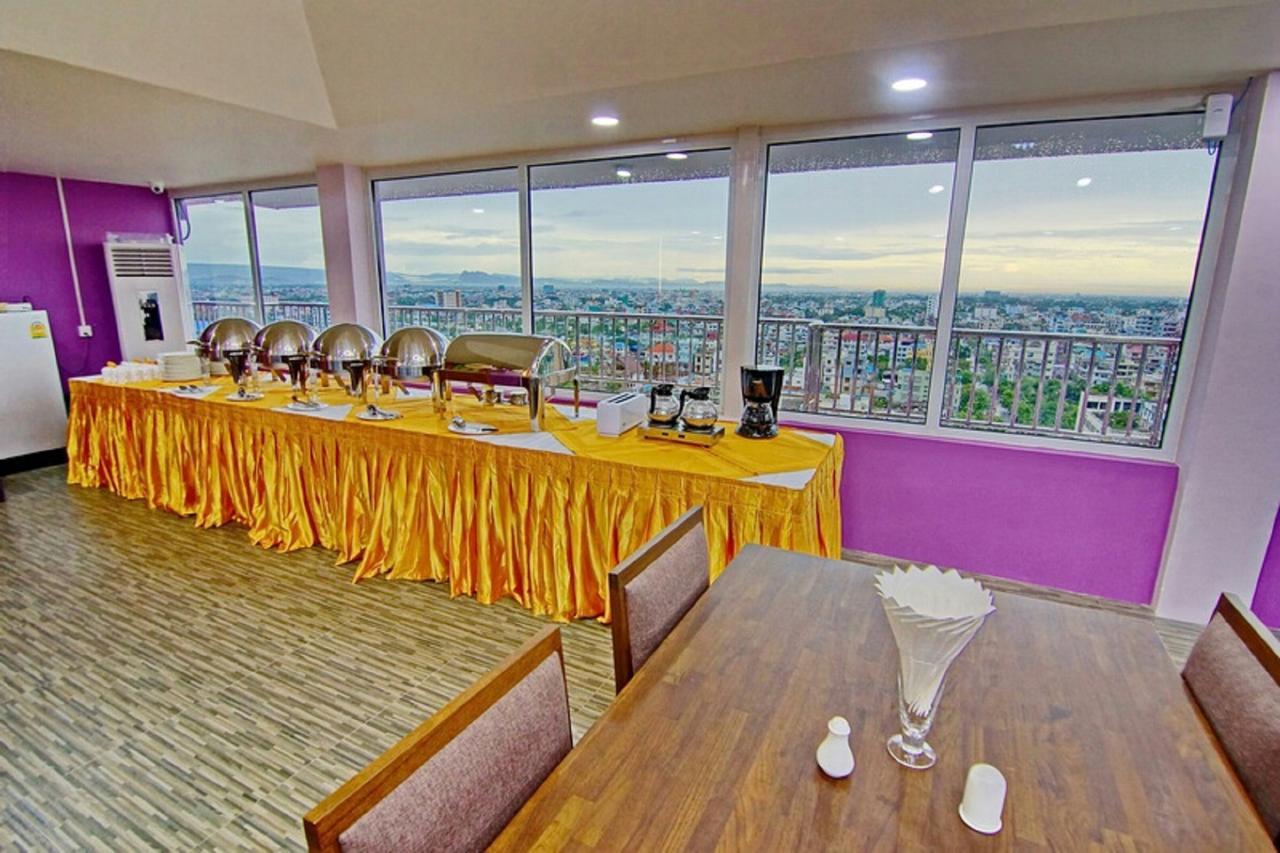Myat Nan Yone Hotel Мандалей Екстериор снимка
